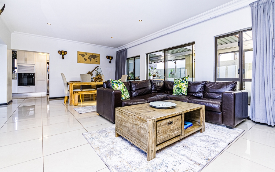 4 Bedroom Property for Sale in Kyalami Glen Estate Gauteng
