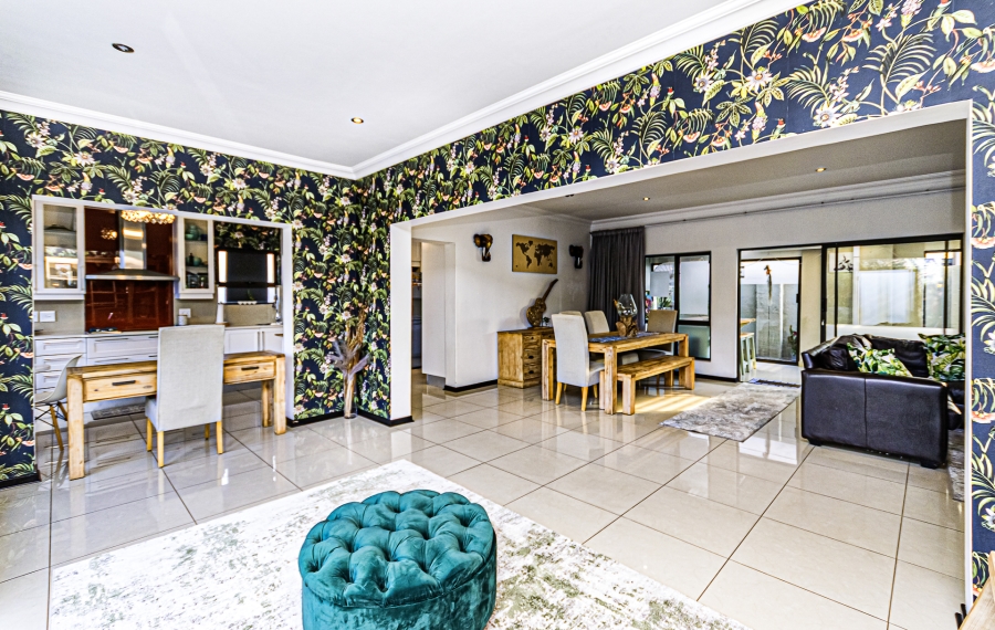 4 Bedroom Property for Sale in Kyalami Glen Estate Gauteng