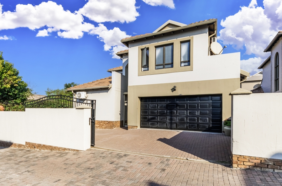4 Bedroom Property for Sale in Kyalami Glen Estate Gauteng