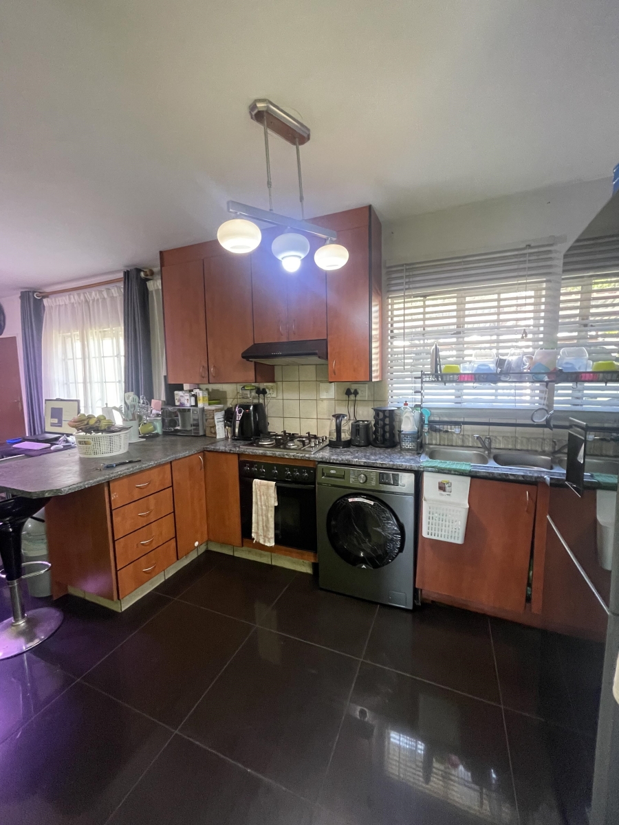 2 Bedroom Property for Sale in Vorna Valley Gauteng