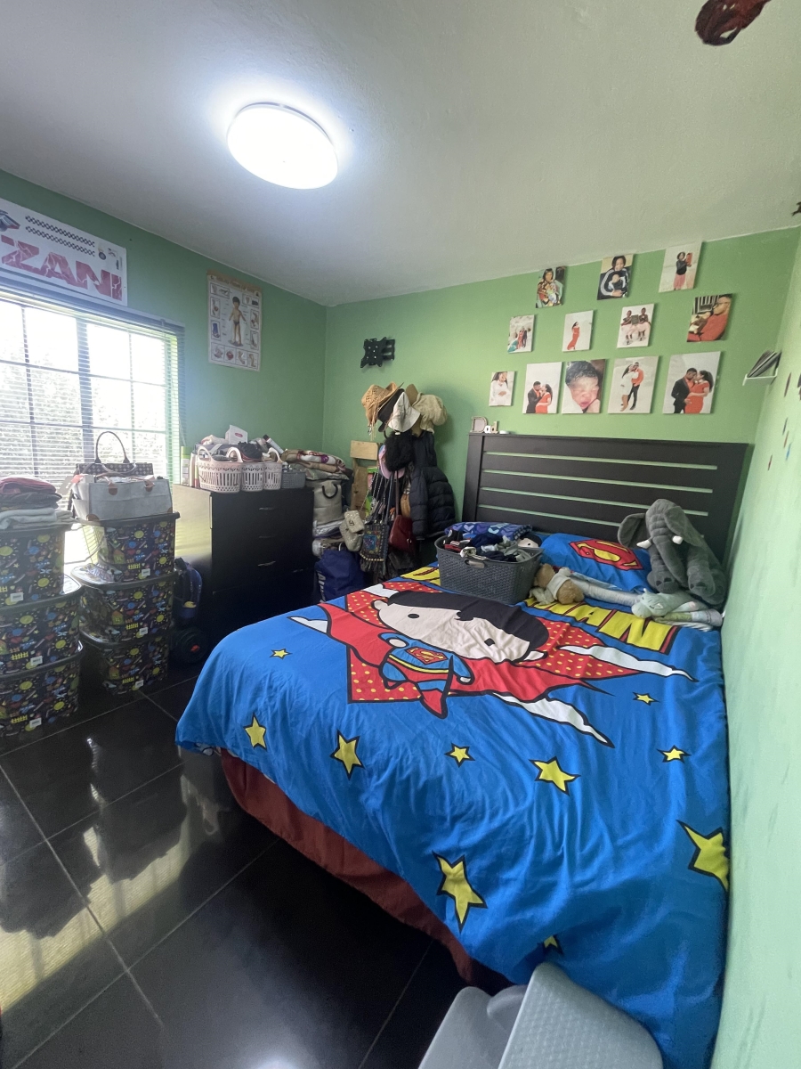 2 Bedroom Property for Sale in Vorna Valley Gauteng