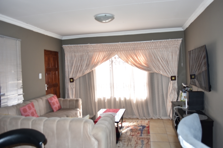 3 Bedroom Property for Sale in Amandasig Gauteng