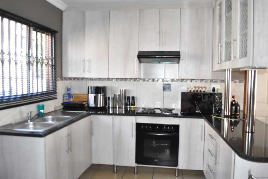 3 Bedroom Property for Sale in Amandasig Gauteng