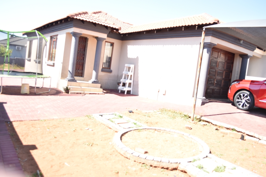 3 Bedroom Property for Sale in Amandasig Gauteng