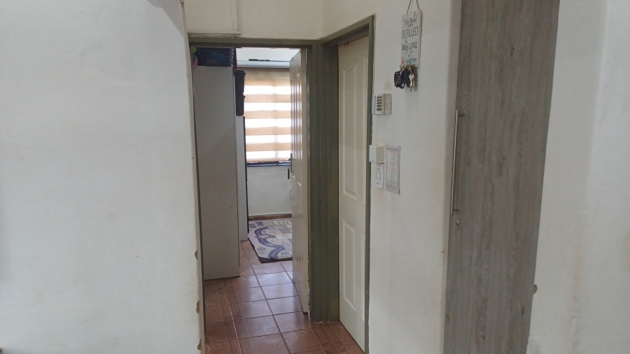 2 Bedroom Property for Sale in Lenasia Ext 11 Gauteng