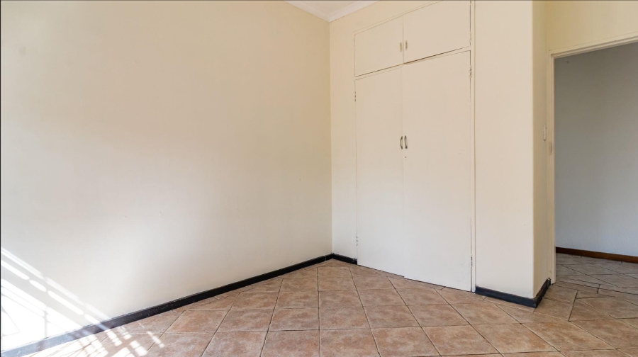 4 Bedroom Property for Sale in Glenvista Gauteng