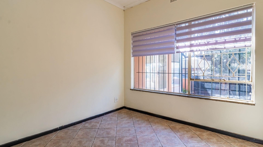 4 Bedroom Property for Sale in Glenvista Gauteng