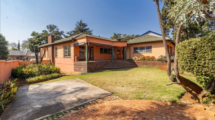 4 Bedroom Property for Sale in Glenvista Gauteng