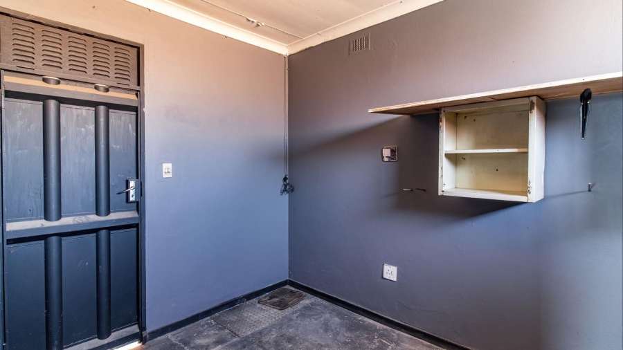 4 Bedroom Property for Sale in Glenvista Gauteng