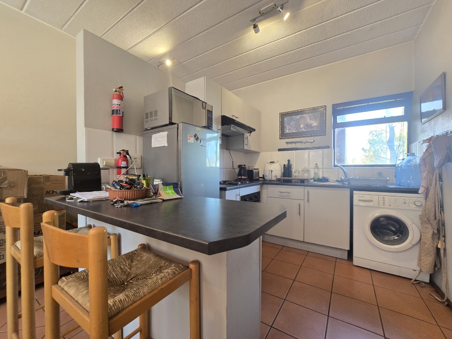 1 Bedroom Property for Sale in Sunninghill Gauteng