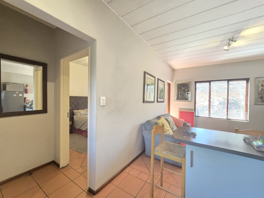 1 Bedroom Property for Sale in Sunninghill Gauteng
