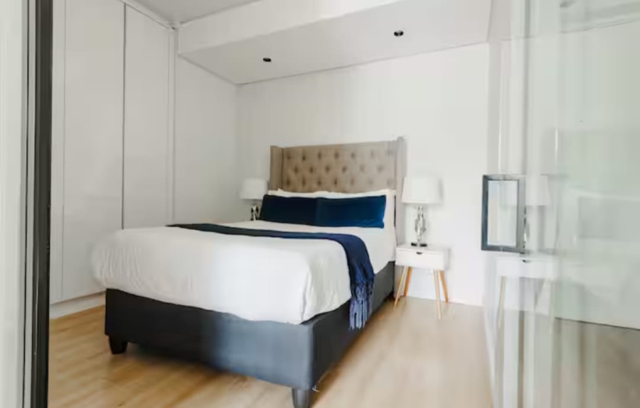 1 Bedroom Property for Sale in Waterfall Gauteng