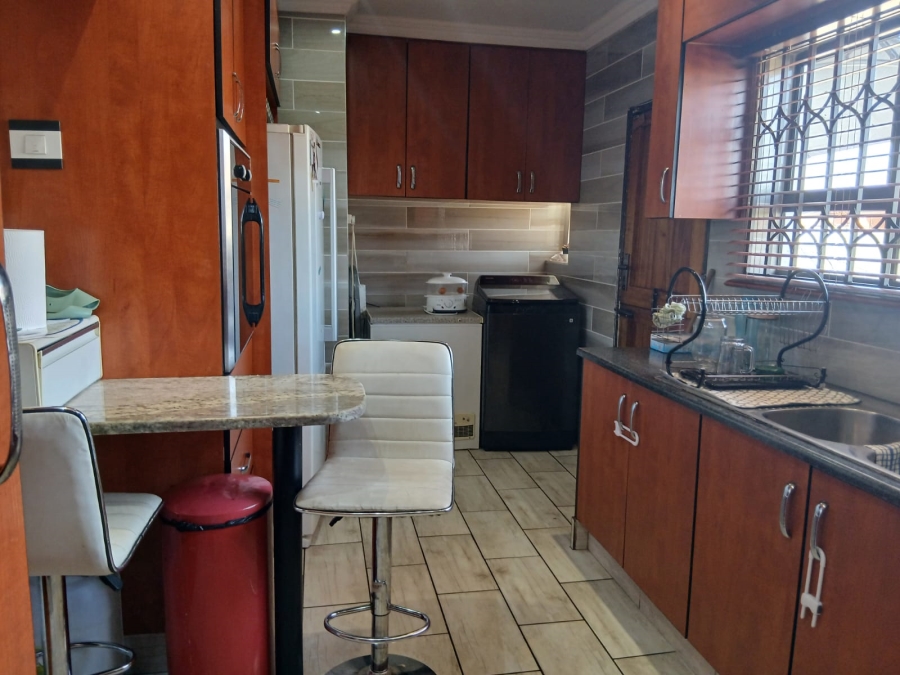 3 Bedroom Property for Sale in Leondale Gauteng