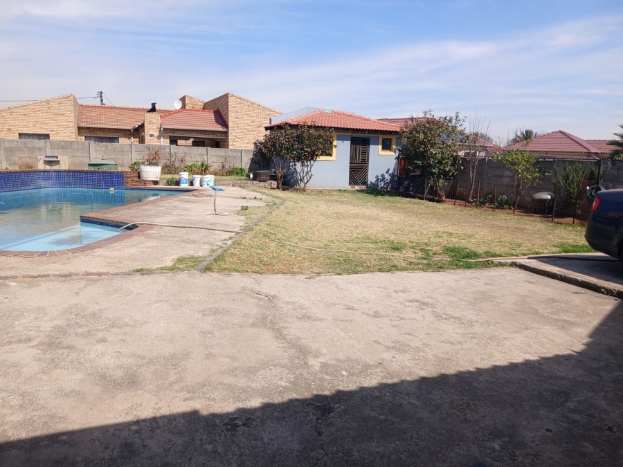 3 Bedroom Property for Sale in Leondale Gauteng