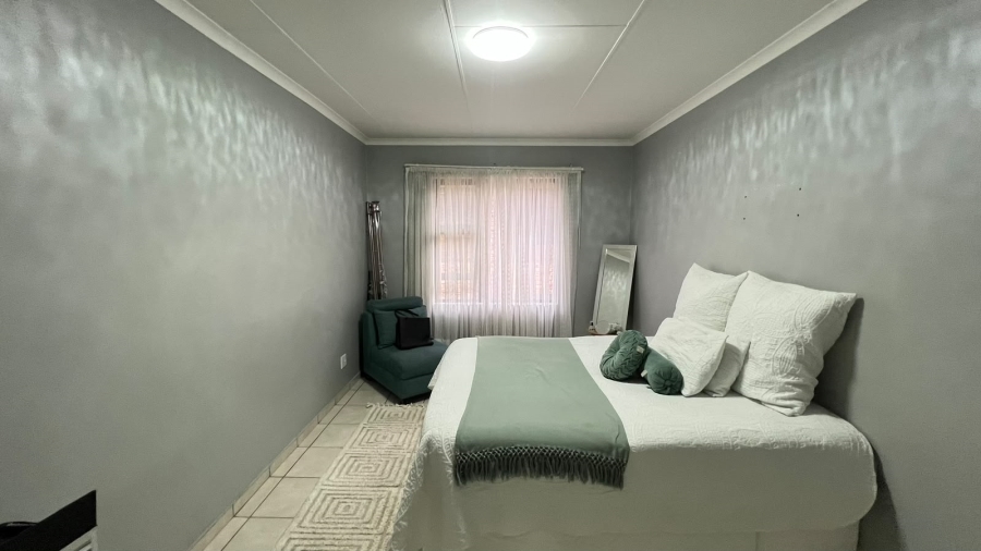 2 Bedroom Property for Sale in Rynfield A H Gauteng