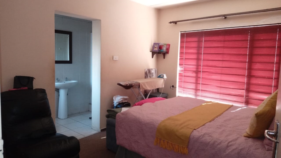 2 Bedroom Property for Sale in Birchleigh Gauteng