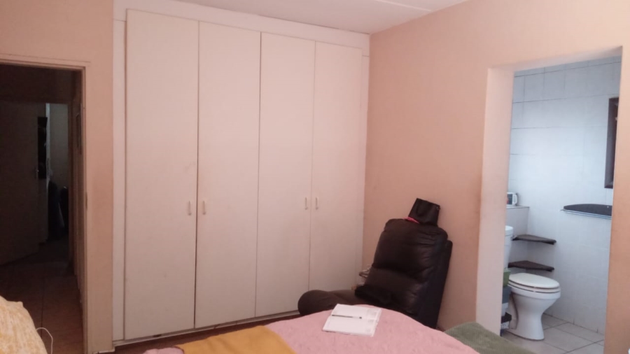 2 Bedroom Property for Sale in Birchleigh Gauteng