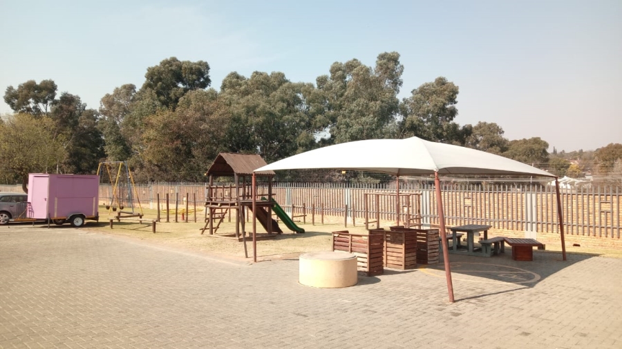 2 Bedroom Property for Sale in Birchleigh Gauteng