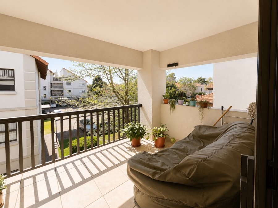 2 Bedroom Property for Sale in Sunninghill Gauteng