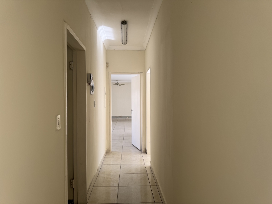To Let 2 Bedroom Property for Rent in New Redruth Gauteng