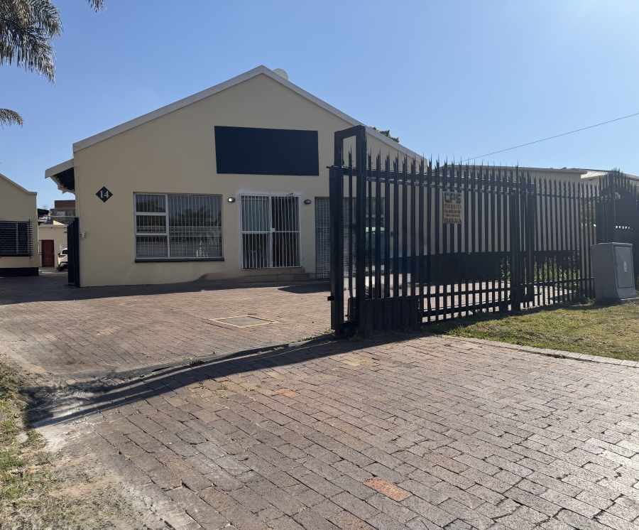 To Let 2 Bedroom Property for Rent in New Redruth Gauteng