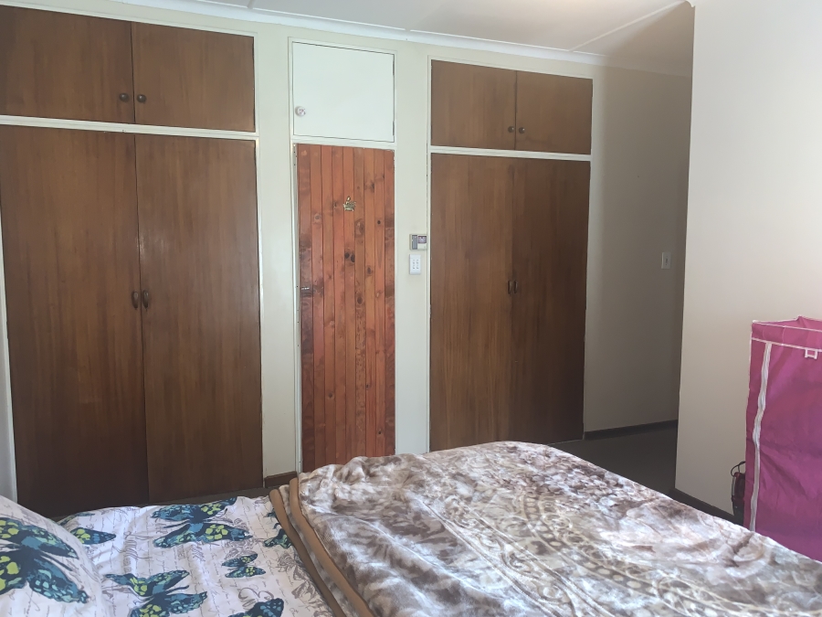 To Let 3 Bedroom Property for Rent in Brackenhurst Gauteng