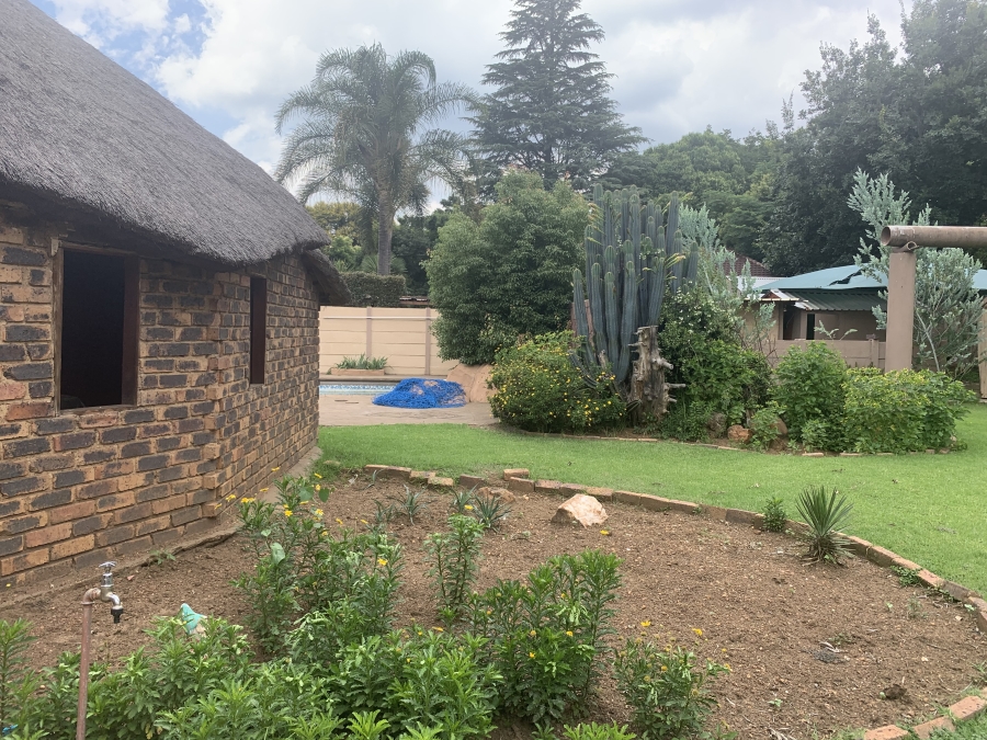 To Let 3 Bedroom Property for Rent in Brackenhurst Gauteng