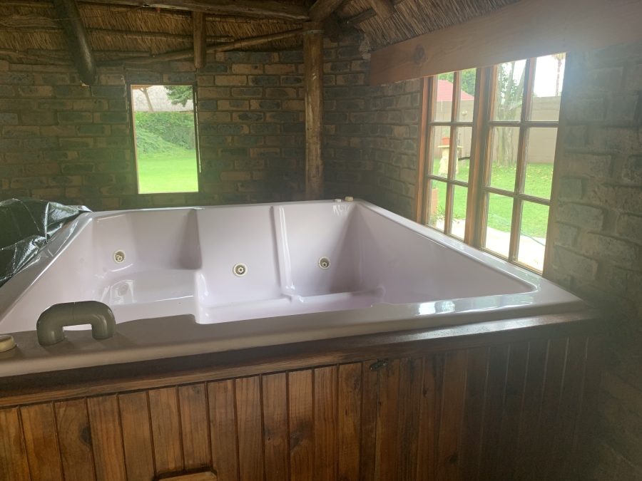 To Let 3 Bedroom Property for Rent in Brackenhurst Gauteng