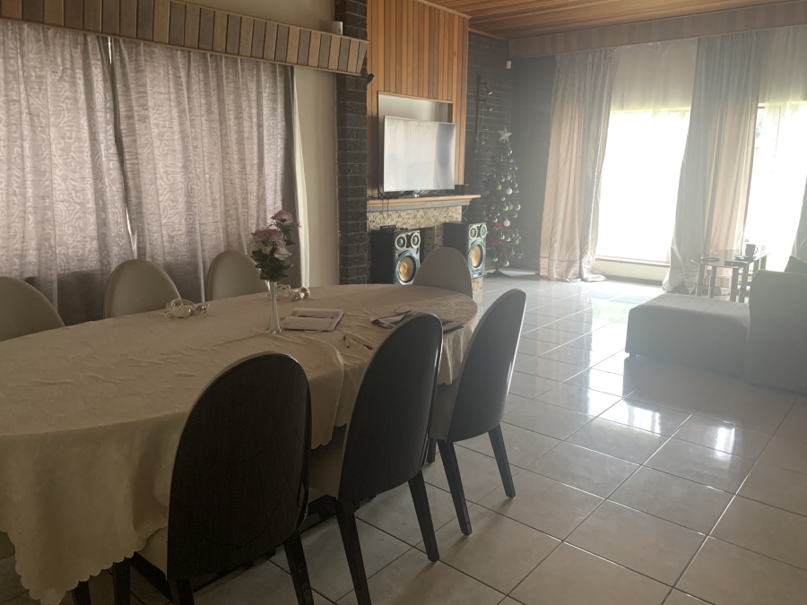 To Let 3 Bedroom Property for Rent in Brackenhurst Gauteng