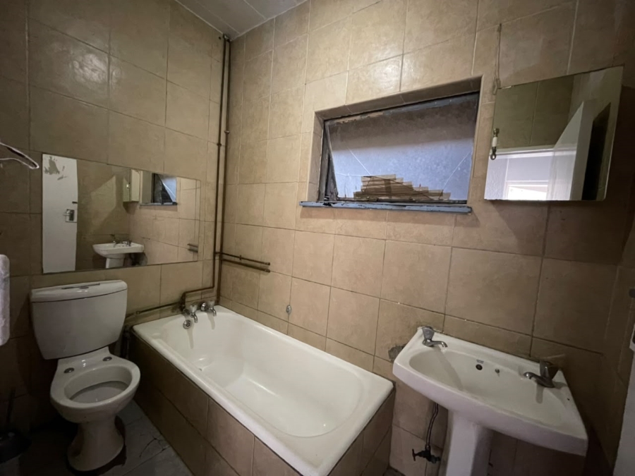 To Let 1 Bedroom Property for Rent in Germiston Central Gauteng