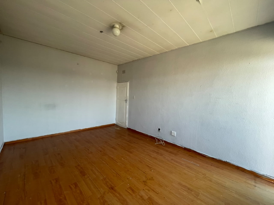 To Let 1 Bedroom Property for Rent in Germiston Central Gauteng