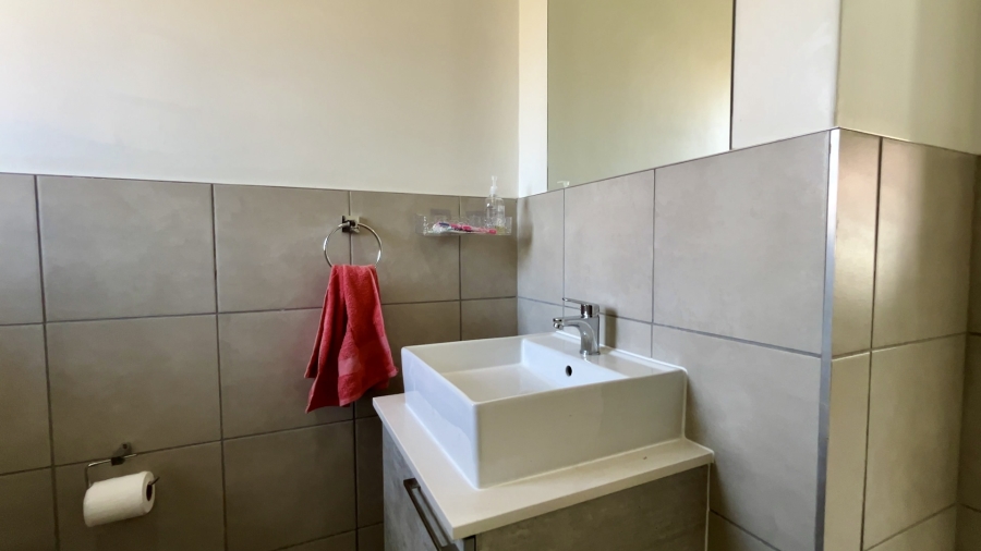3 Bedroom Property for Sale in Monavoni Gauteng