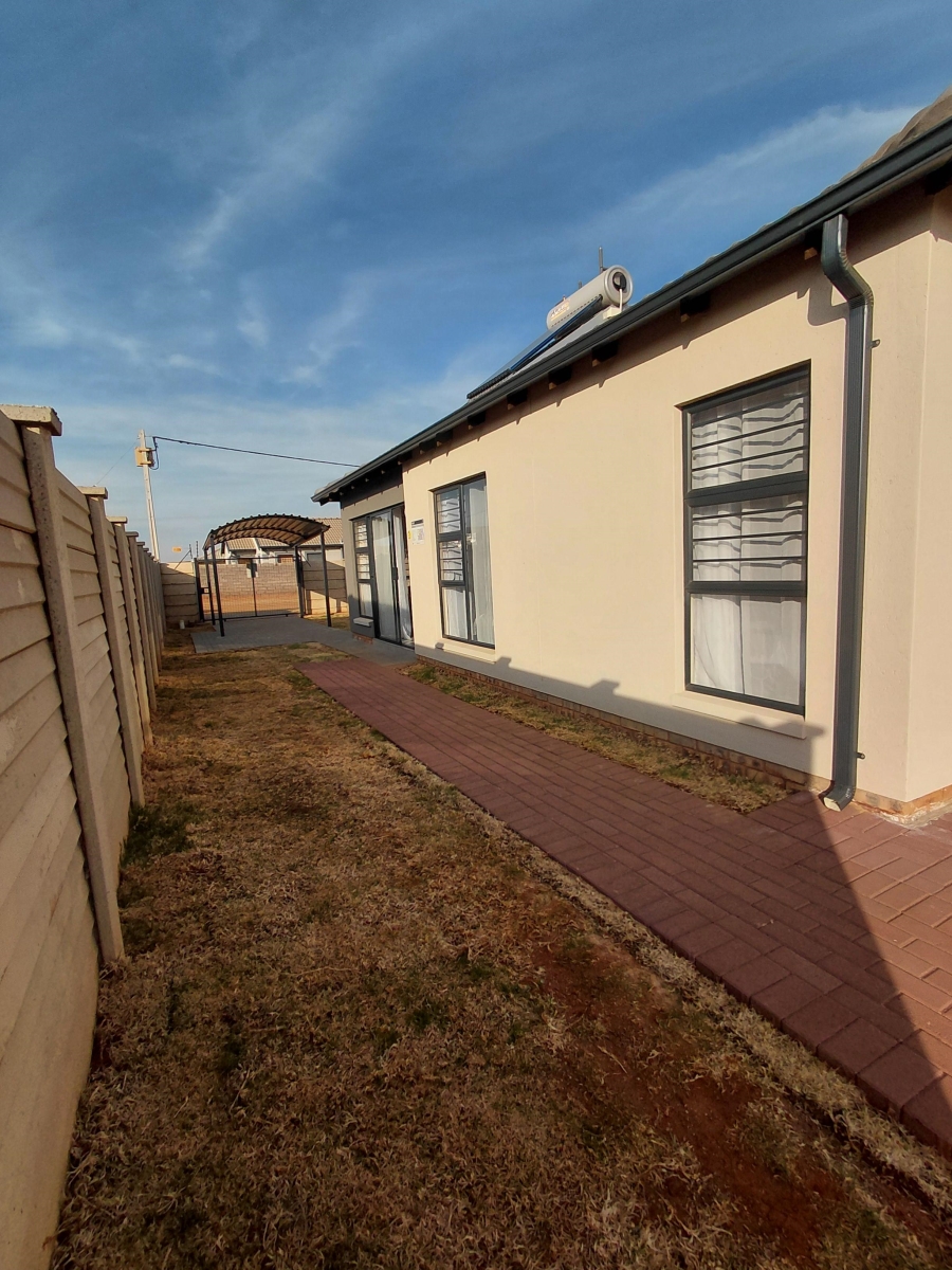 3 Bedroom Property for Sale in Randfontein Central Gauteng