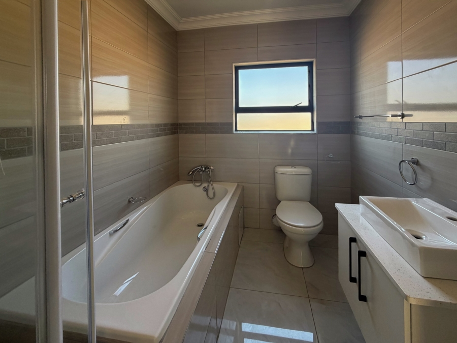 3 Bedroom Property for Sale in The Orchards Gauteng
