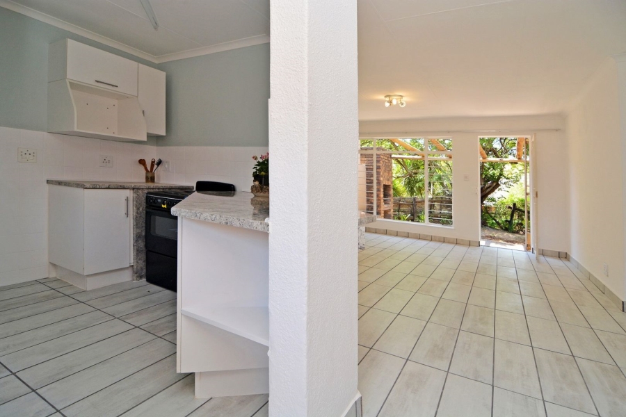 To Let 2 Bedroom Property for Rent in Sonneglans Gauteng