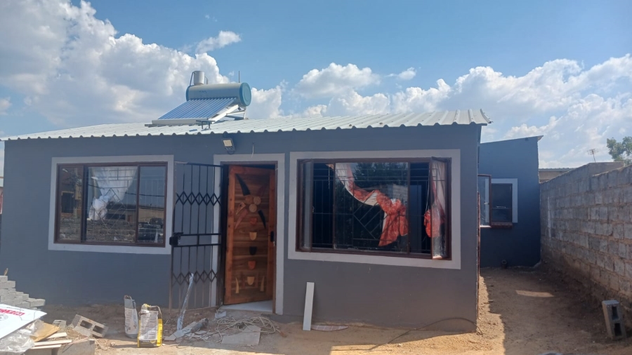 2 Bedroom Property for Sale in Tembisa Central Gauteng