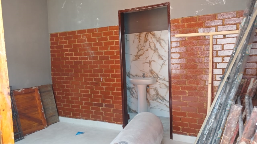 2 Bedroom Property for Sale in Tembisa Central Gauteng