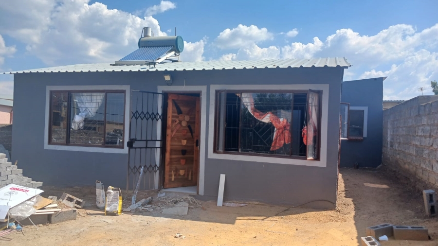 2 Bedroom Property for Sale in Tembisa Central Gauteng