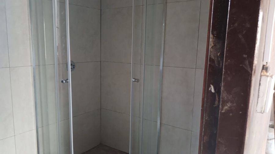 2 Bedroom Property for Sale in Tembisa Central Gauteng