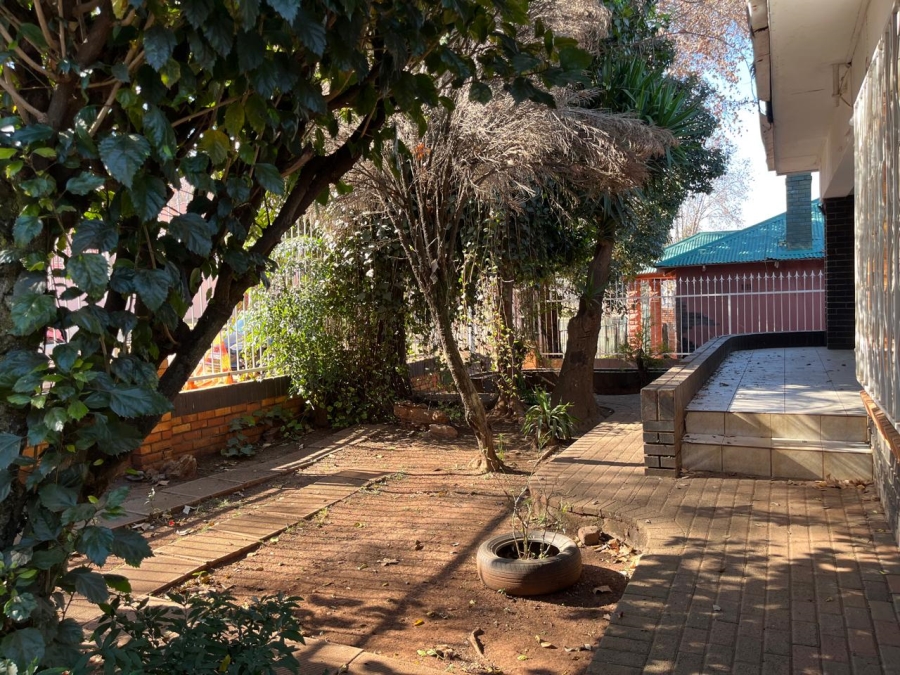 3 Bedroom Property for Sale in Bezuidenhout Valley Gauteng