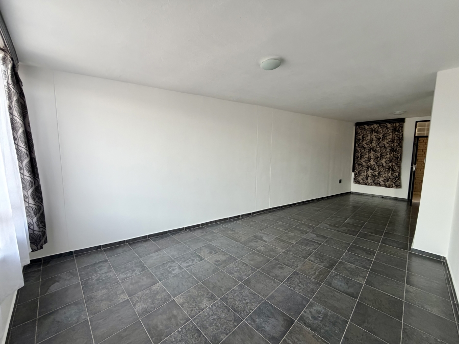 2 Bedroom Property for Sale in Waverley Gauteng