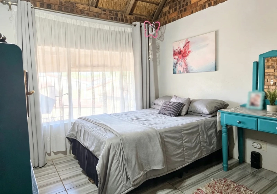 6 Bedroom Property for Sale in Ninapark Gauteng