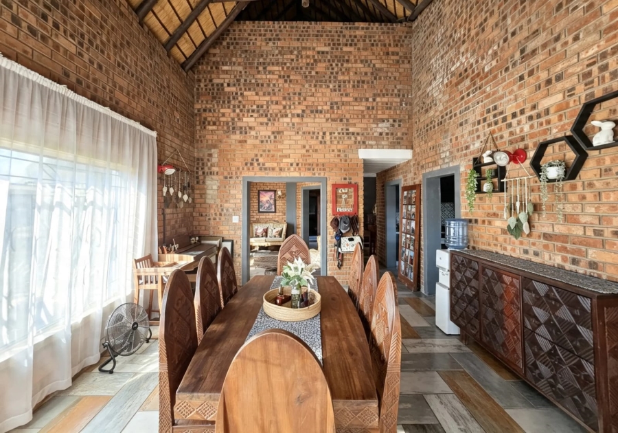 6 Bedroom Property for Sale in Ninapark Gauteng
