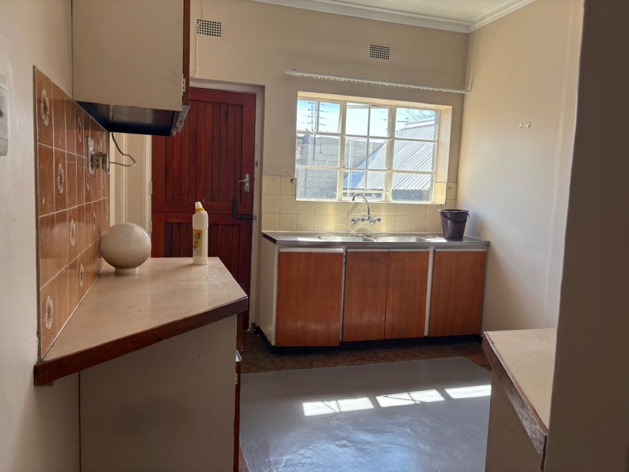 To Let 2 Bedroom Property for Rent in Queenswood Gauteng