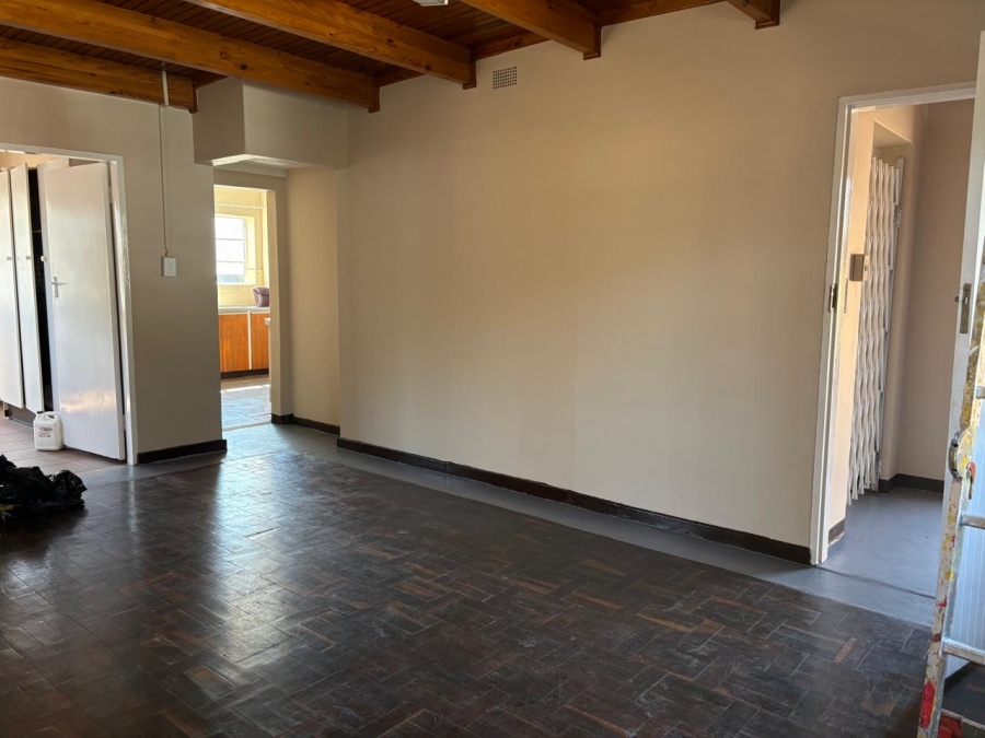 To Let 2 Bedroom Property for Rent in Queenswood Gauteng