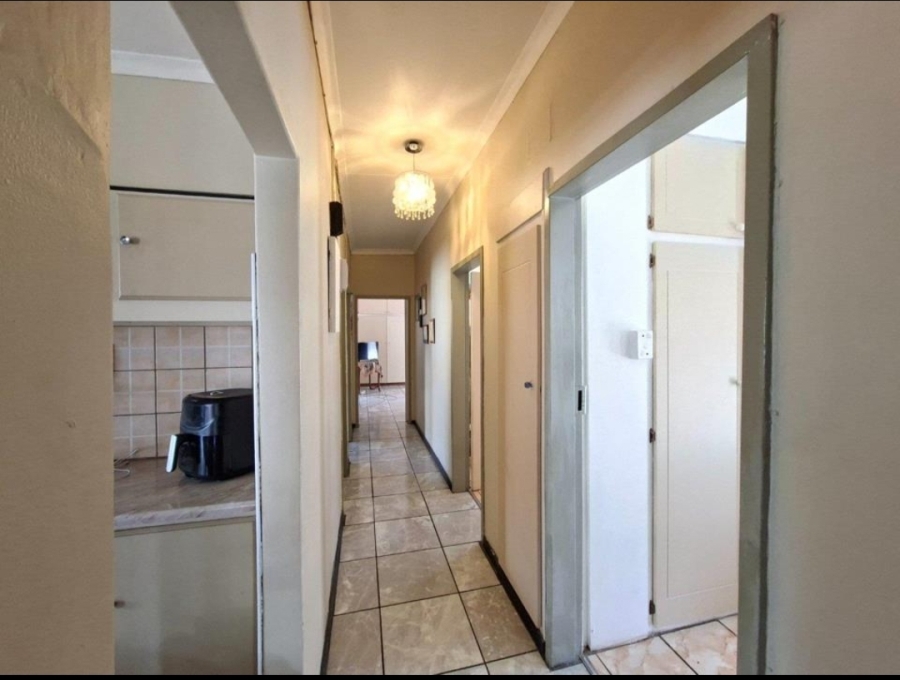 3 Bedroom Property for Sale in Golf Park Gauteng
