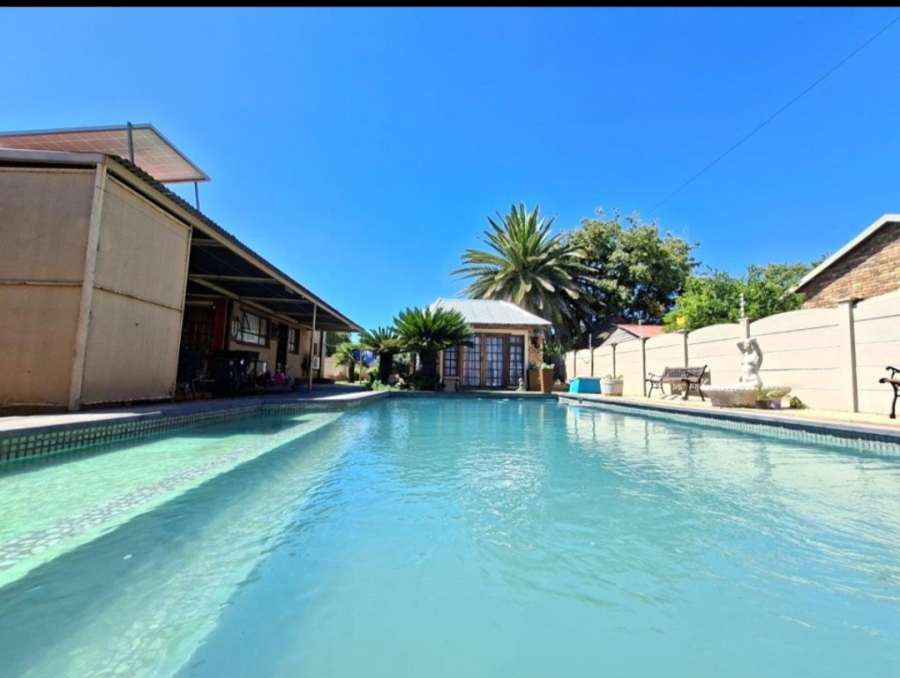 3 Bedroom Property for Sale in Golf Park Gauteng