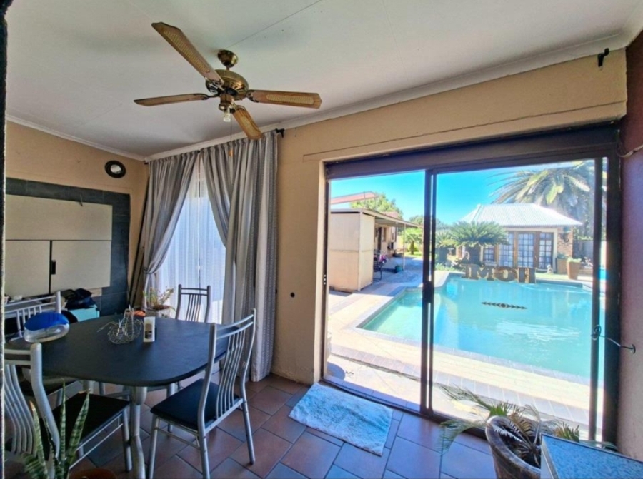 3 Bedroom Property for Sale in Golf Park Gauteng