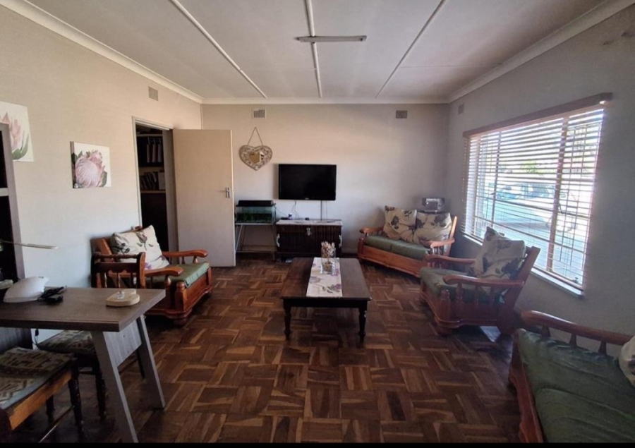 3 Bedroom Property for Sale in Meyerton Central Gauteng