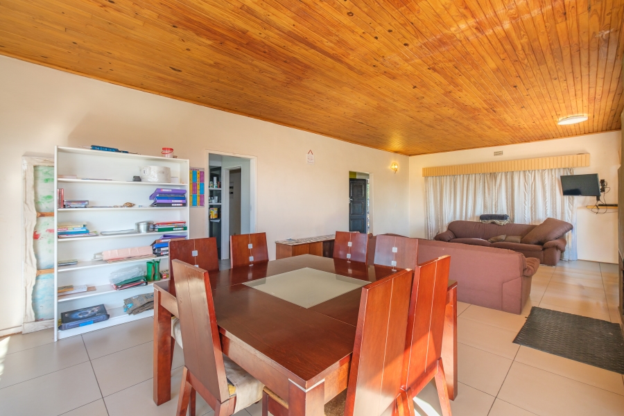 4 Bedroom Property for Sale in Helderkruin Gauteng